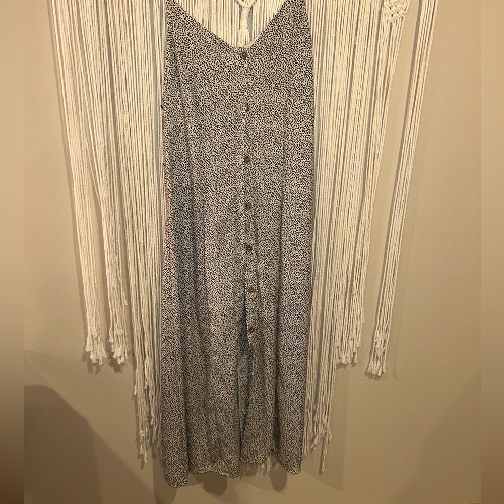 Maxi black/white button up dress, flowy